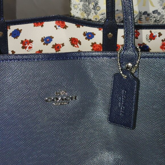 Coach Large City Tote Bag Tea Rose Navy Reversible Floral Print Interior Leather - Picture 2 of 14